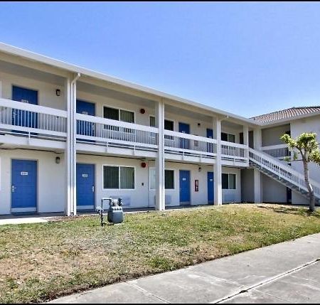 Coastal Valley Inn - Monterey Castroville Exterior foto