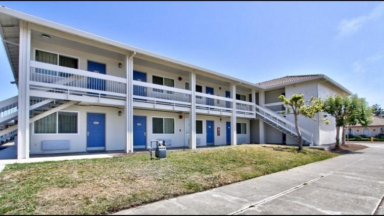 Coastal Valley Inn - Monterey Castroville Exterior foto