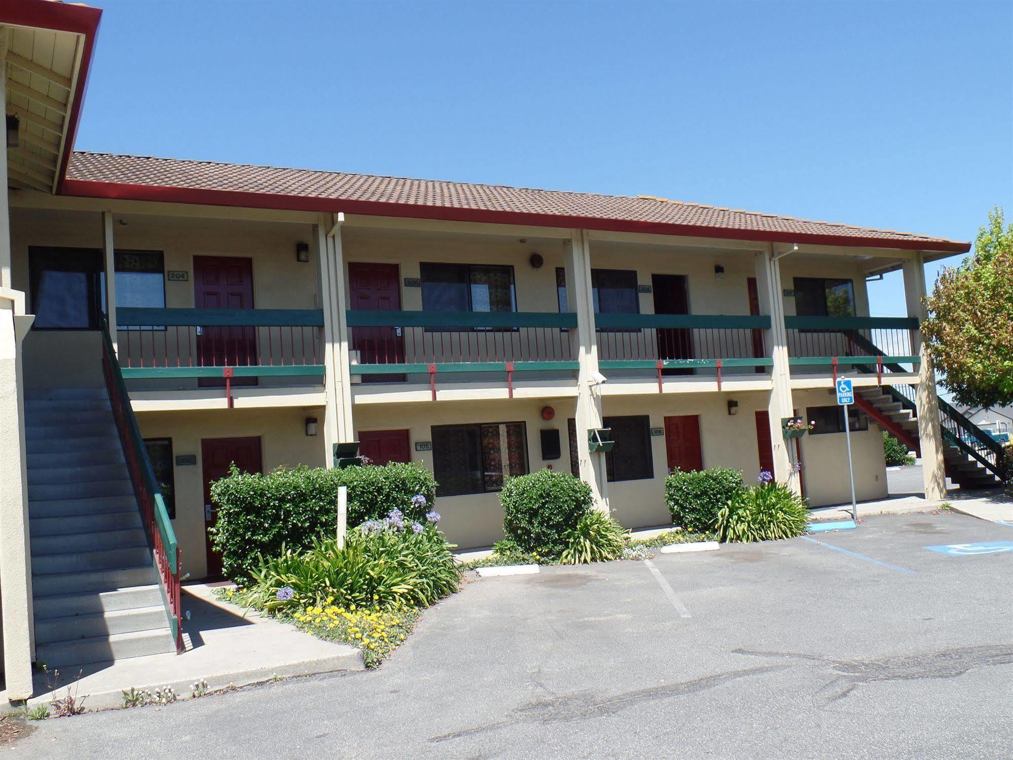 Coastal Valley Inn - Monterey Castroville Exterior foto