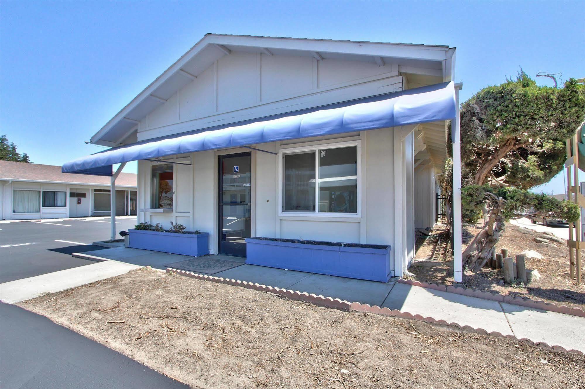 Coastal Valley Inn - Monterey Castroville Exterior foto